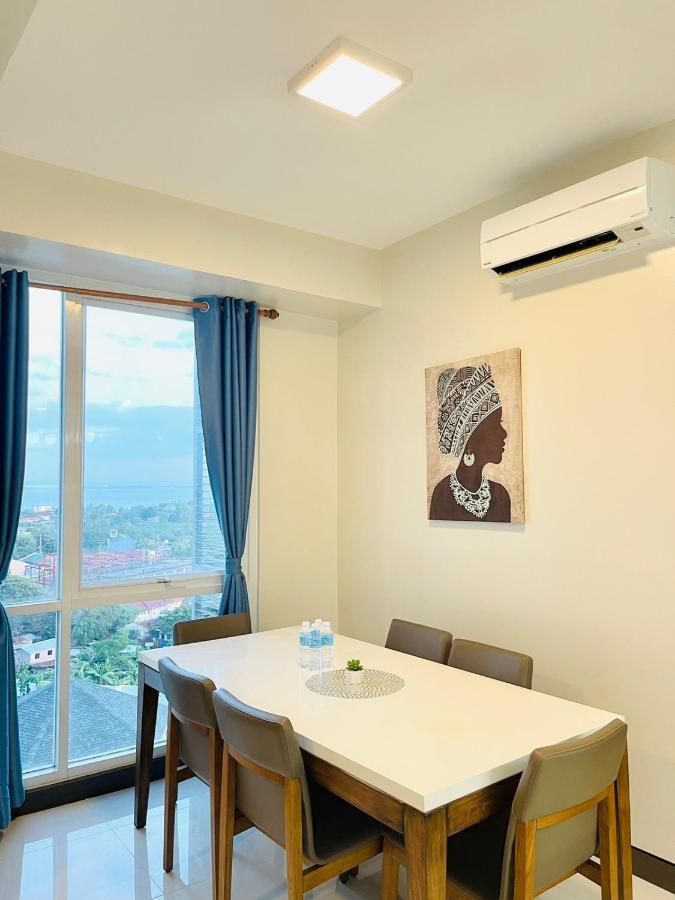 Mactan Newtown Beach Condo Lapu-Lapu City Esterno foto