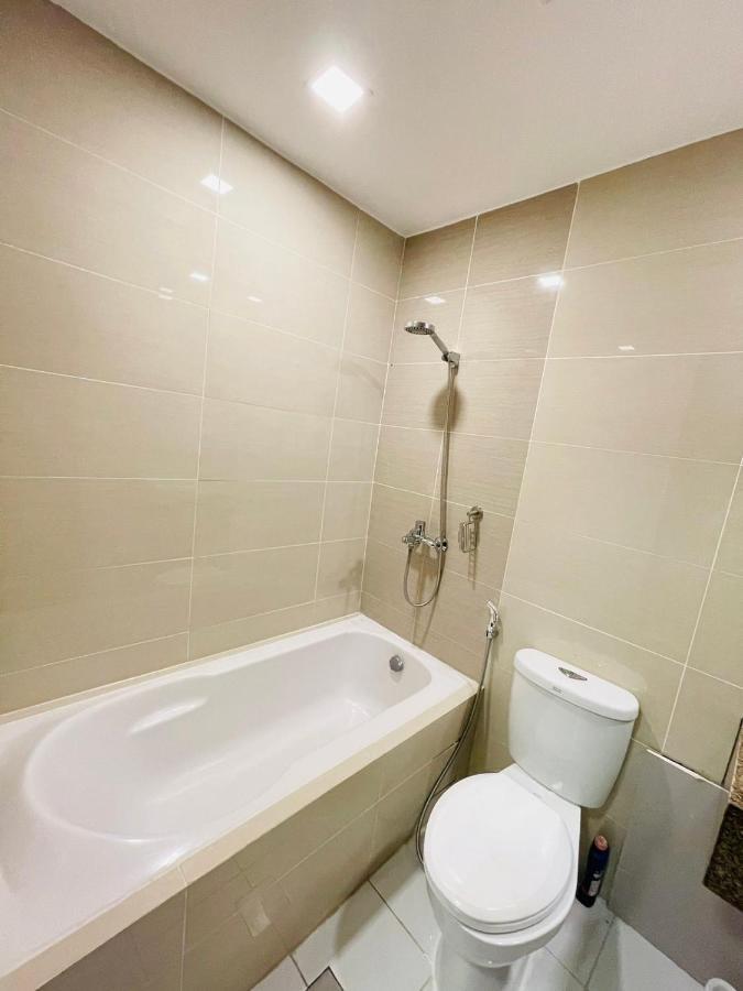 Mactan Newtown Beach Condo Lapu-Lapu City Esterno foto